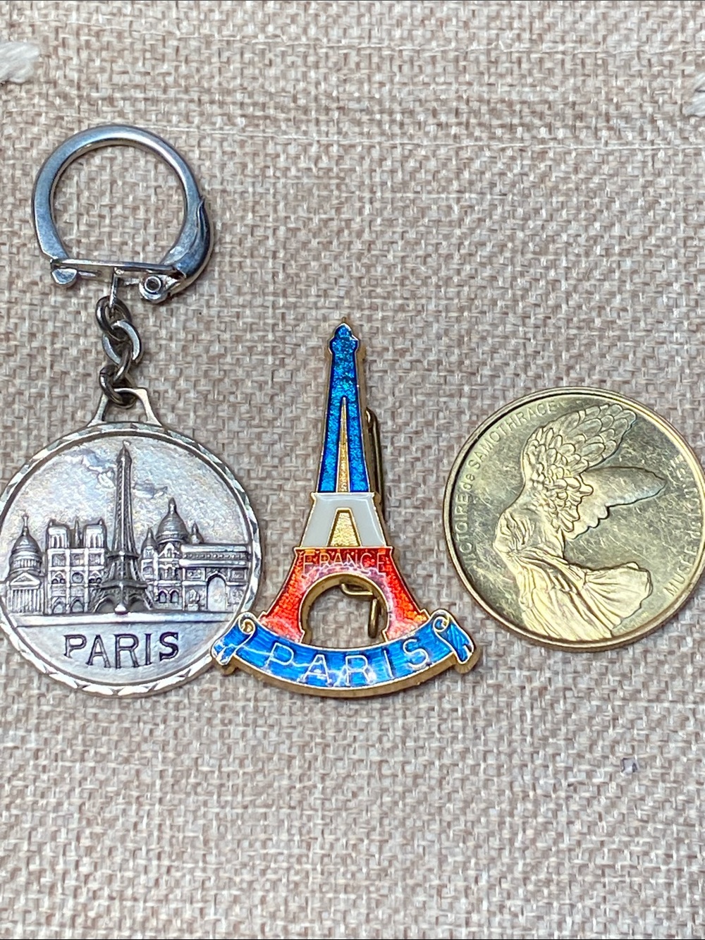 🍇Memories of Paris - Tourist souvenirs Set of 3
